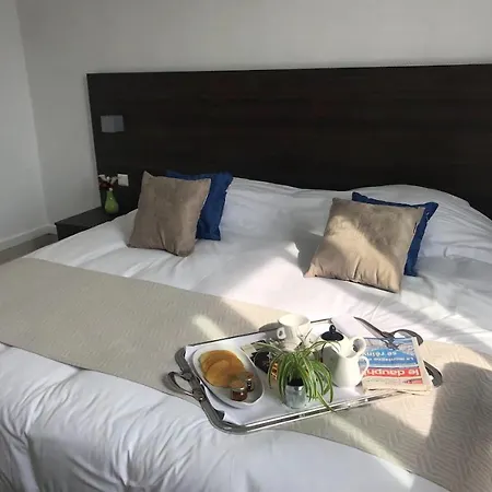 Restaurant D'application Lesdiguieres - Ecole Hoteliere - גרנובל